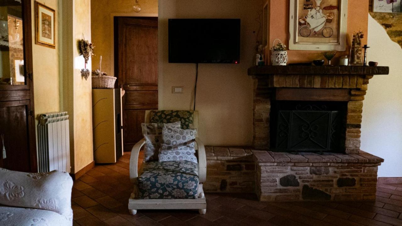 Il Casale Di Fiore 卡纳拉 外观 照片